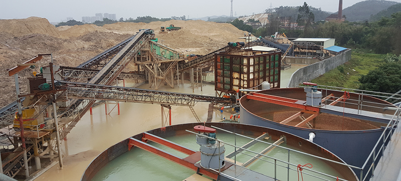 移动的洗沙生产线