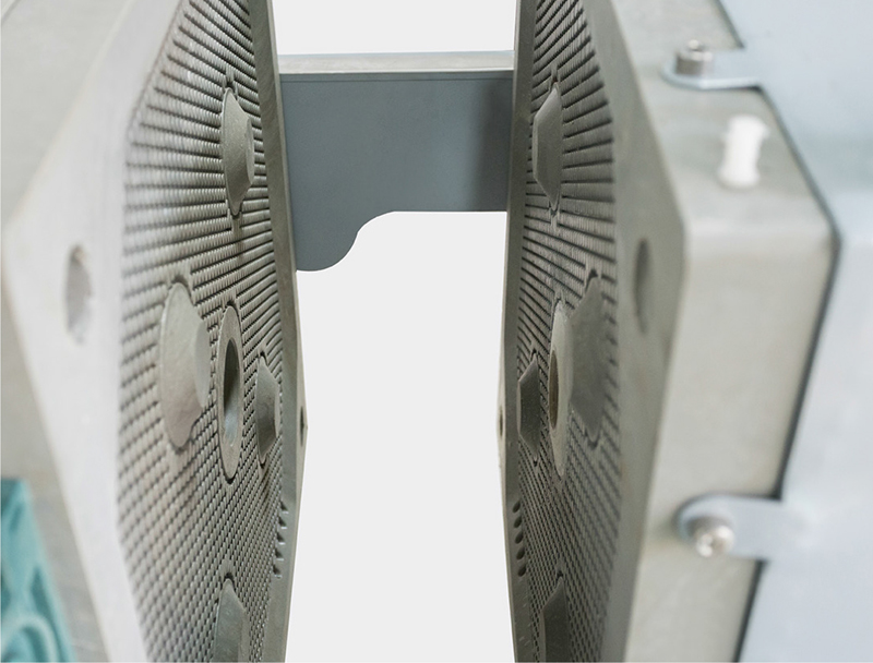 茄子污视频在线观看滤板